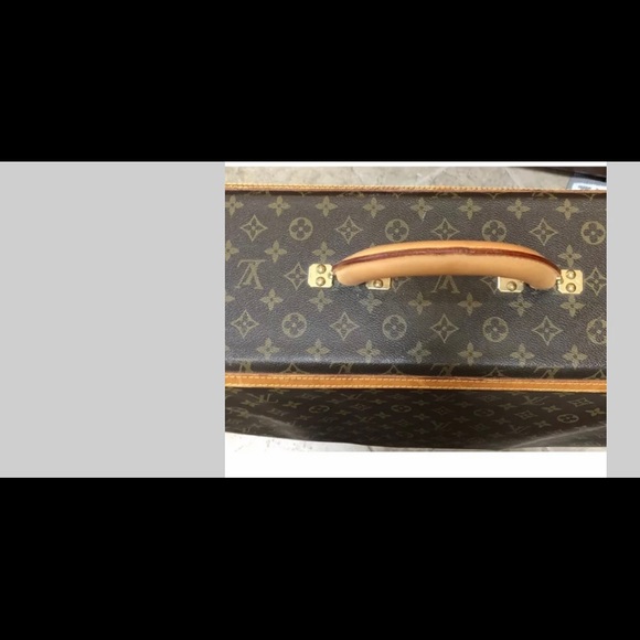 Authentic, Louis Vuitton Pullman suitcase - Picture 7 of 9